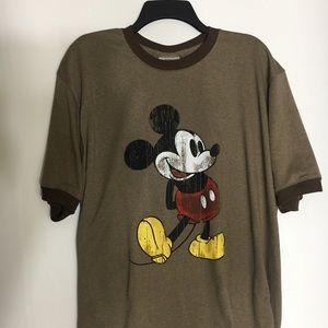 Disney Mickey Mouse T-shirt Brand new size XL